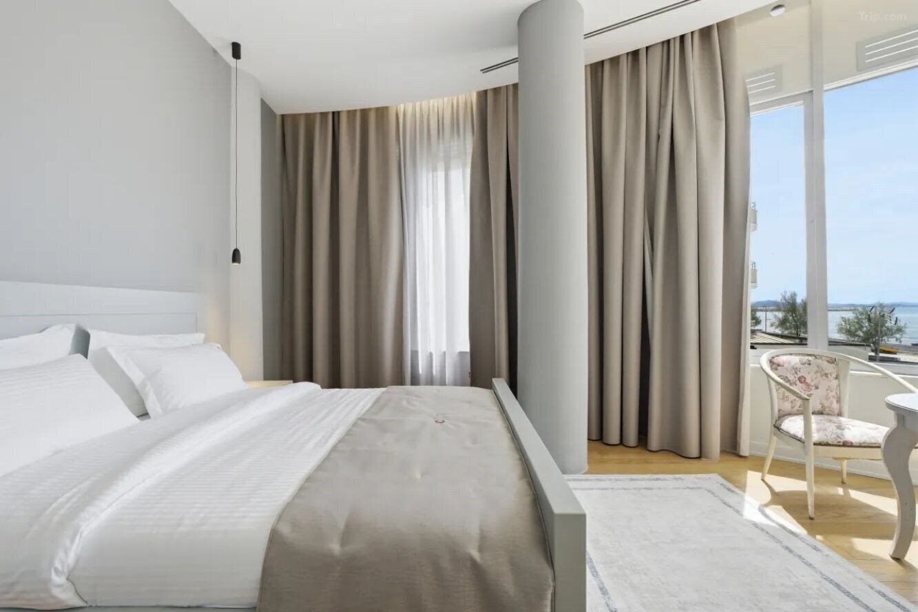 Картинка Cela Boutique Hotel 3*